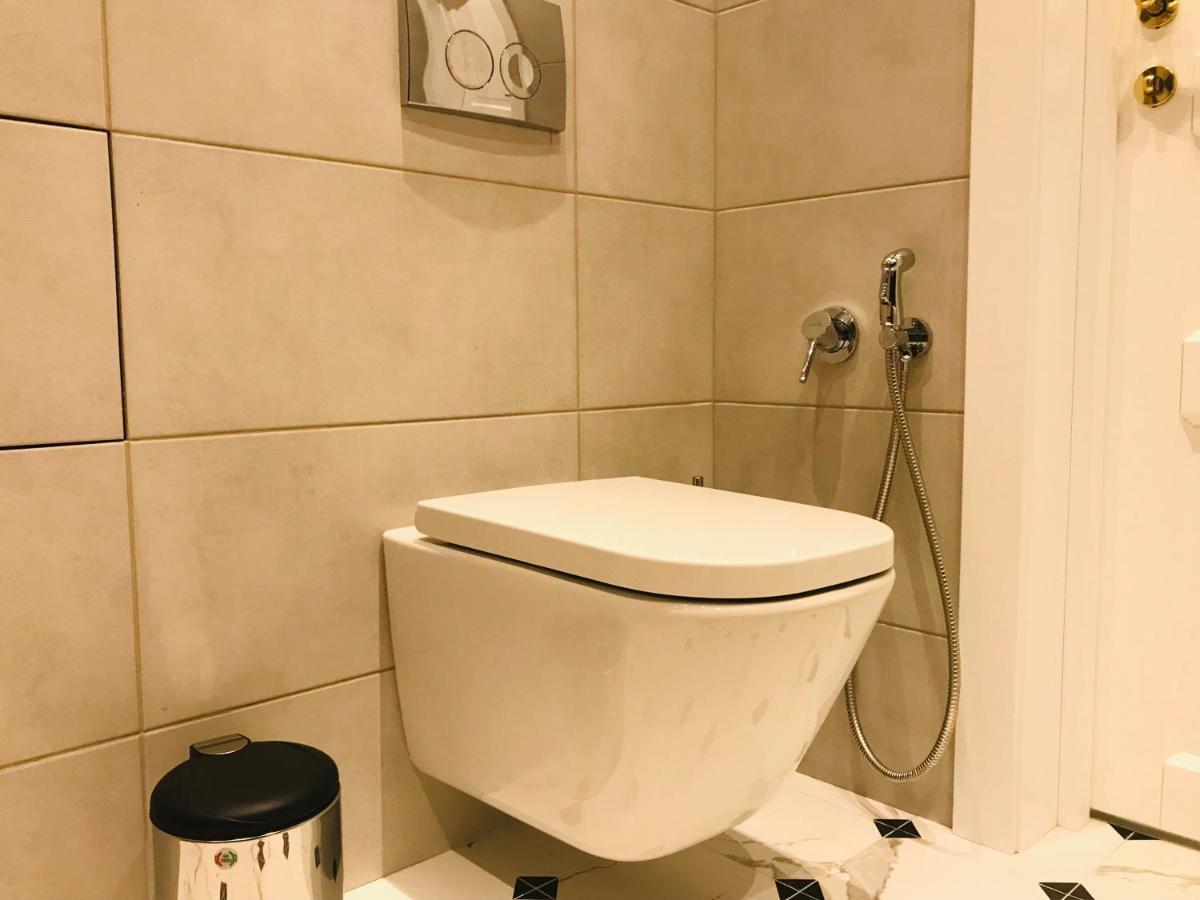 *Luxury Apartment In The City Center* Киев Экстерьер фото