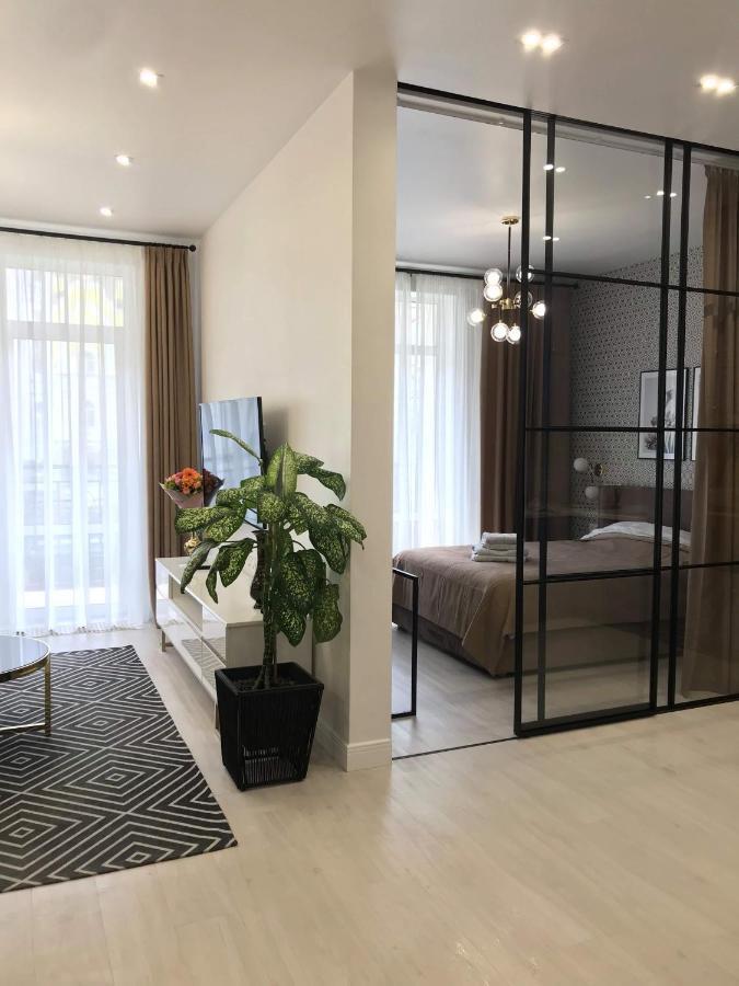 *Luxury Apartment In The City Center* Киев Экстерьер фото