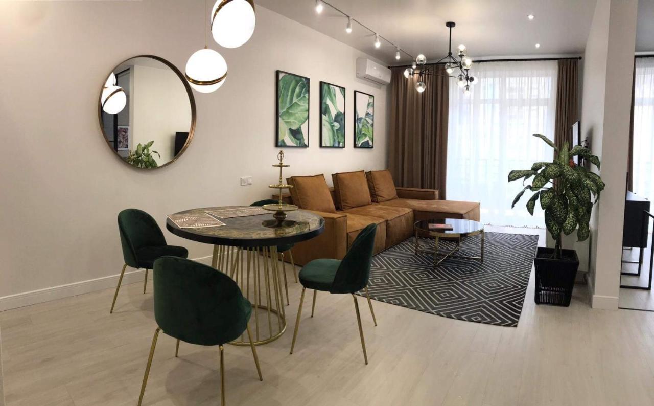 *Luxury Apartment In The City Center* Киев Экстерьер фото