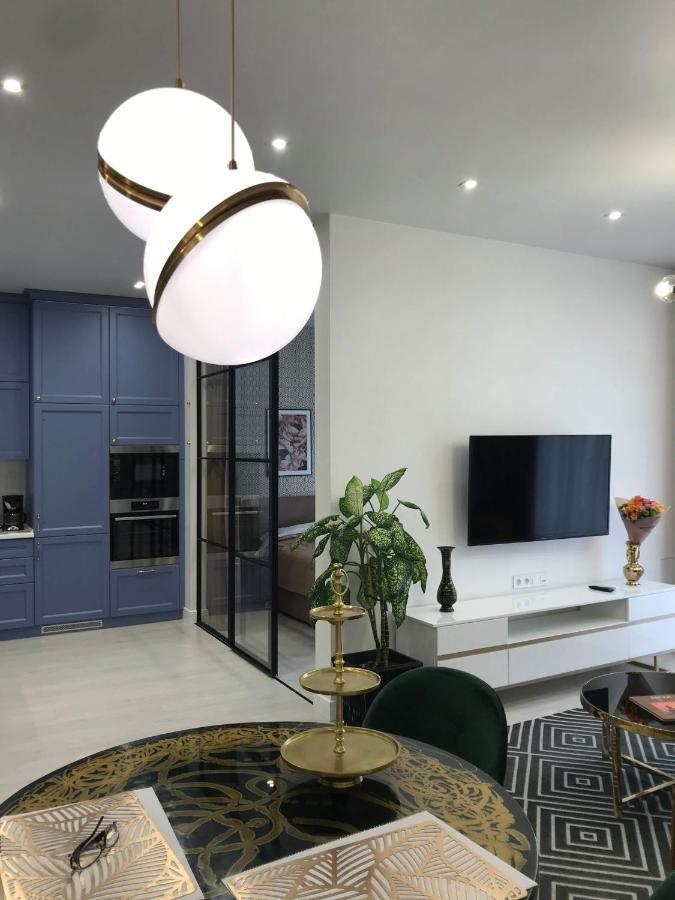 *Luxury Apartment In The City Center* Киев Экстерьер фото