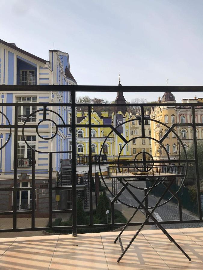 *Luxury Apartment In The City Center* Киев Экстерьер фото